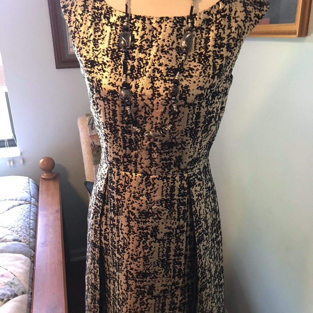 Eliza J Regal Collection Dress Black &Silver 6